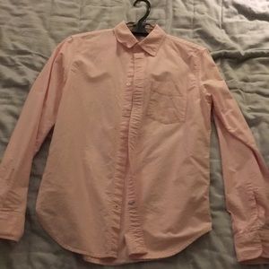 Men’s Pink Gap Dress Shirt (Small)